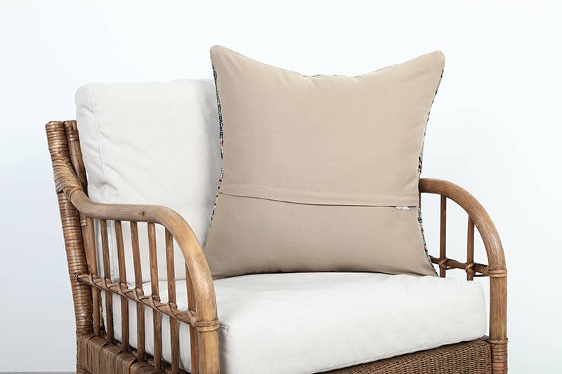 leslie vintage rug pillow cover, 20"x20"