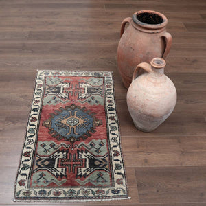 Cami vintage turkish rug, 36.5"x21"
